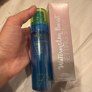 Neogen dermatology all day fixed spray & Caite setting spray